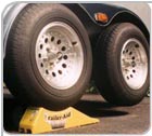 Trailer-Aid for Changing Flat Tires Easily